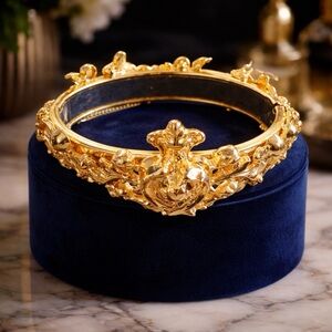 Vintage Gold Ornate Bracelet
